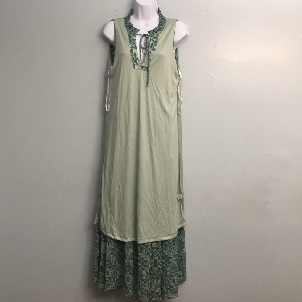 Calvin Klein Green Floral dress - Picture 3 of 15